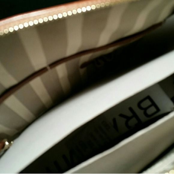 💲SOLD🧾Brahmin Medium Satchel in Tan Gustavo - Picture 3 of 10